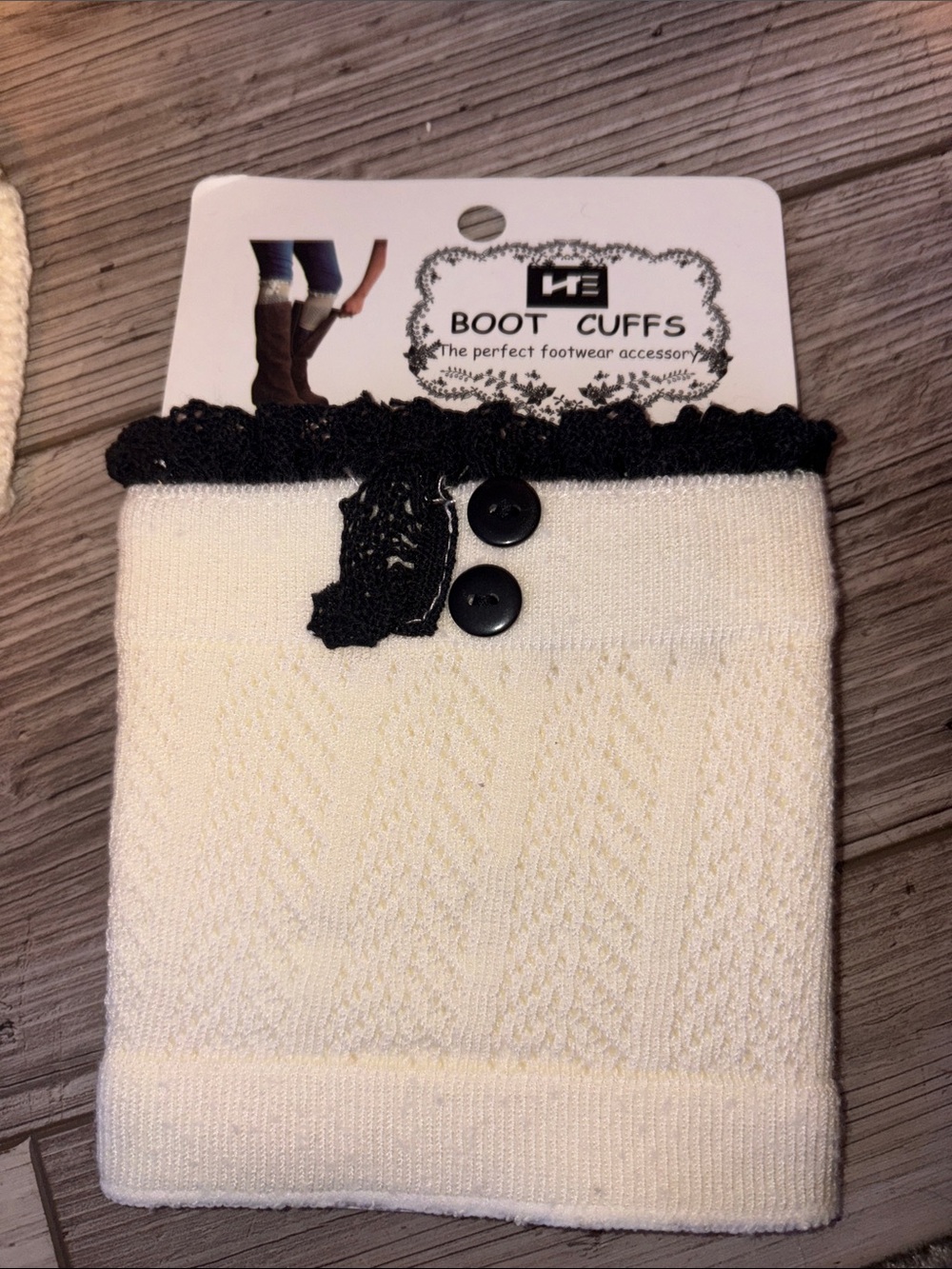 NWT short Cream Boot Cuffs with Black Lace Trim leg warmers